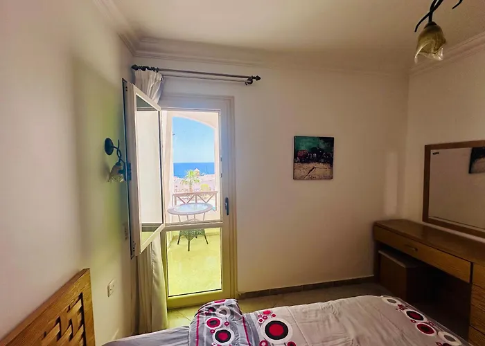 Appartement Shark's Bay Oasis 2 Bedrooms With Private Free Charm el-Cheikh